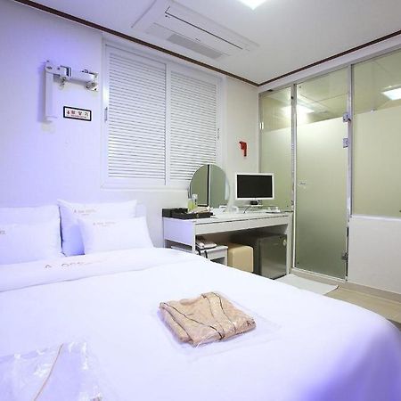 Itaewon A One Hotel Сеул Екстериор снимка