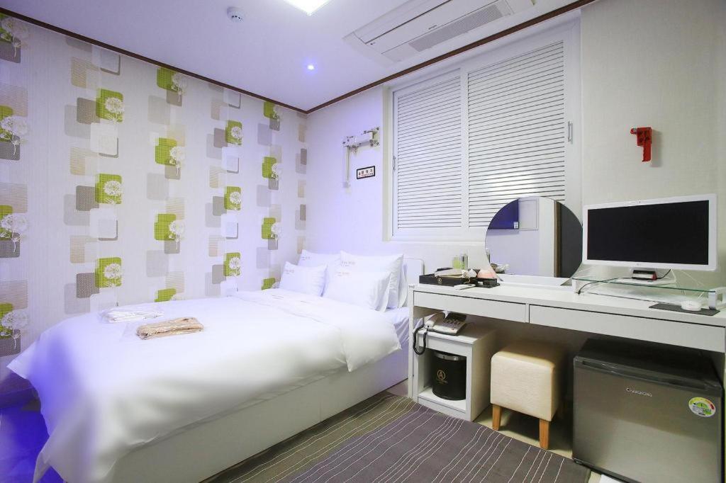 Itaewon A One Hotel Сеул Екстериор снимка
