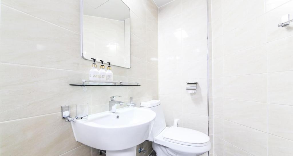 Itaewon A One Hotel Сеул Екстериор снимка